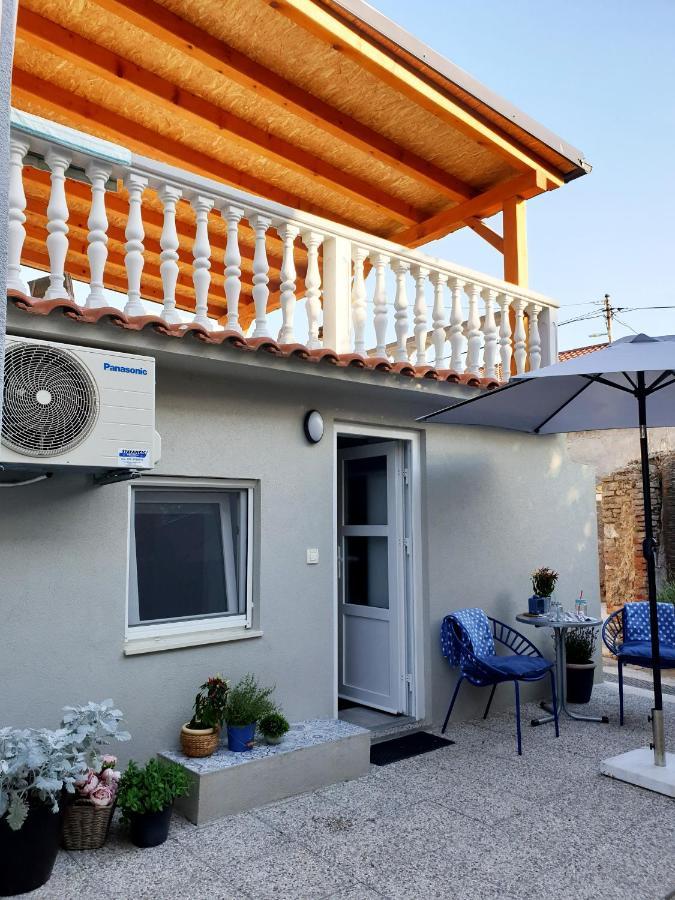 Ana Apartment