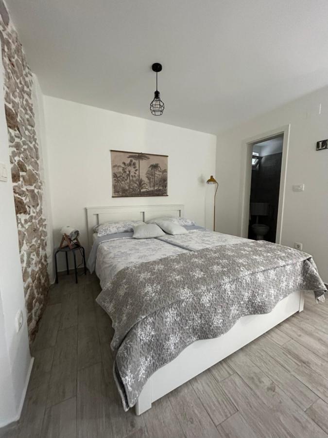 Ana Apartment